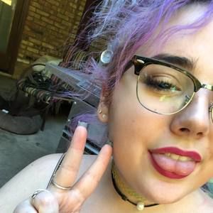 Meet your Posher, Samantha